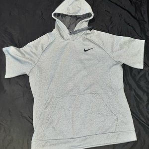 Nike XL Gray Short Sleeve Hoodie Dri-Fit Hoody Jacket Sporty